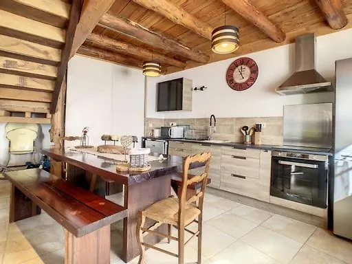 De Montagne « les Pivoines » A بيت للعطل Nistos