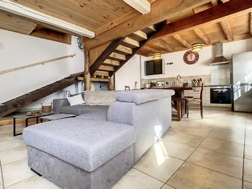 De Montagne « les Pivoines » A Vakantiehuis Nistos